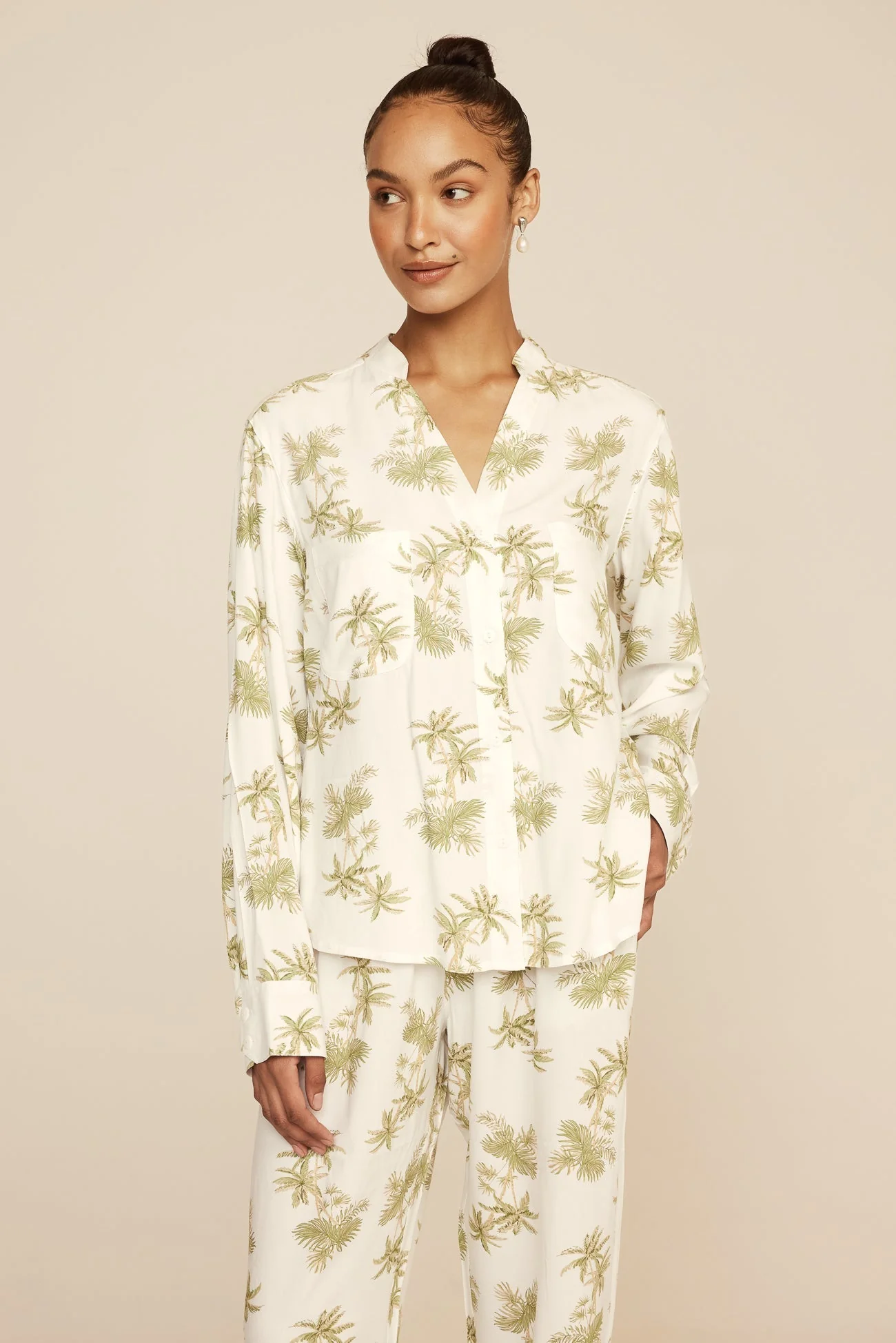 Maggie Pyjama Set - Long - Vintage Palm - Olive - Image 10